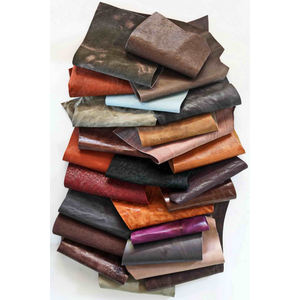 Déchets de cuir multicolores pour le rembourrage des semelles de chaussures, panneaux en fibres de cuir et recyclage industriel - Product Image 2