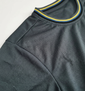 Camiseta de Fútbol para Hombre, Cuello Redondo, Manga Corta, 100% Poliéster, Absorbe la Humedad, Diseño a Rayas con Bloques de Color, Todas las Temporadas, Corte Regular - Product Image 4
