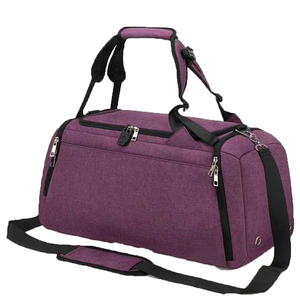 Bolsa Deportiva de Poliéster Morado al por Mayor con Correa Ajustable y Compartimento Interior para Uso Unisex en el Gimnasio - Product Image 3
