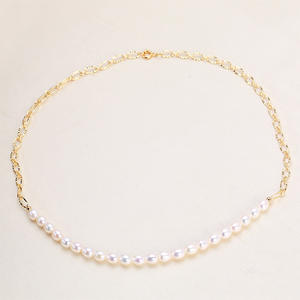 Collar de Cuentas de Arroz Pequeñas al por Mayor con Girasol, Cadena Simple para Clavícula, Joyería de Perlas de Agua Dulce - Product Image 1