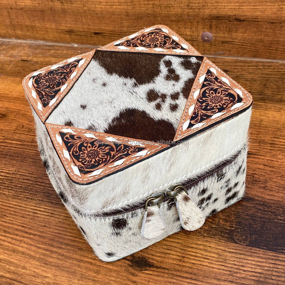 สีน้ำตาล