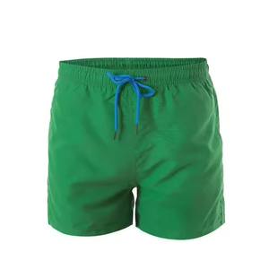 Shorts légers en polyester et nylon pour hommes - Ensemble de shorts de sport coupe-vent avec broderie de logo personnalisée, sur mesure - Product Image 6