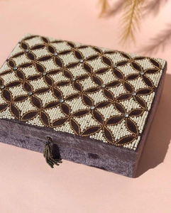 Bolsas Térmicas de Algodón Hechas a Mano con Diseño de Estampado Animal, Bordadas a Mano con Cuentas, Logotipo Personalizado y Bordado con Aguja para Uso Diario - Product Image 1
