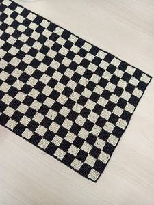 Chemin de table rectangulaire moderne en tissu à motif damier, antidérapant, noir et blanc, pour la décoration de la salle à manger à la maison - Product Image 6