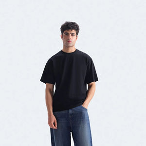 T-shirt basique en coton biologique 100% lavé, imprimé léopard - Product Image 1