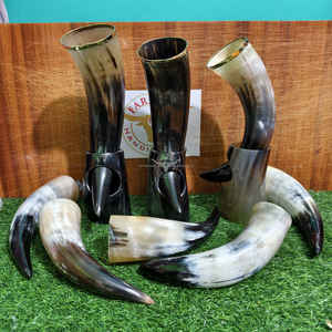 Corne à boire viking artisanale de qualité supérieure avec support en corne, vaisselle médiévale rustique pour bière, au meilleur prix - Product Image 2
