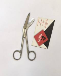 Tijeras Quirúrgicas Profesionales Ruya para Cortar Vendajes Lister, 5.5 Pulgadas, Acero Inoxidable Alemán, Juego de Instrumentos con Certificación CE ISO, Instrumentos de Clase - Product Image 2