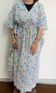Elegante Vestido Kaftan de Algodón Estampado con Silueta Relajada para Comodidad y Elegancia Diarias - Product Image 2