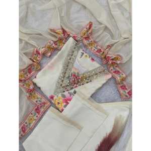 Salwar Kameez de Algodón con Top, Pantalón y Dupatta, con Bordado y Lentejuelas - Product Image 4