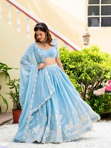 Lehenga Choli Azul de Georgette Sintética con Bordado de Lentejuelas Zari, Traje Tradicional para Bodas y Fiestas para Mujer - Product Image 2