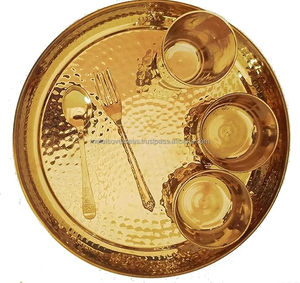 Ensemble de thali en laiton de conception internationale de premier choix et thali en cuivre de forme lune, ensemble de vaisselle de haute qualité - Product Image 3