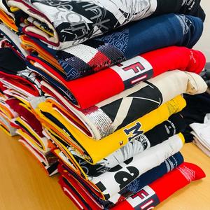 Camiseta Casual Unisex de Verano de Primera Calidad, 100% Algodón, Corte Ajustado, Color Sólido, Lavada, Marca Original de Bangladesh, Lote de Excedentes - Product Image 1