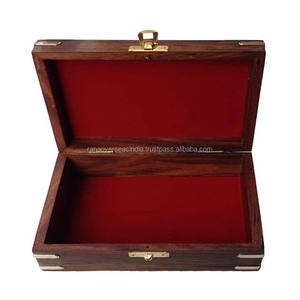 Organisateur de bijoux en bois supérieur de haute qualité incrustation en laiton et détails sculptés à la main dans des styles polyvalents au prix de gros - Product Image 6