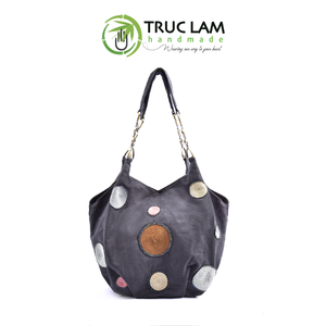 Sac en daim fait main Truc Lam avec poignée en chaîne de cuivre et motifs de perles de verre cousus à la main, sac de voyage à motif personnalisé - Product Image 5