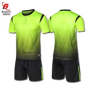 Uniformes Deportivos Personalizados de Alta Calidad para Equipos de Fútbol, Tallas Grandes - Product Image 6