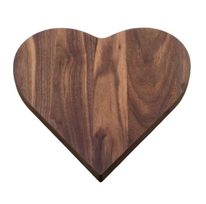 Heart-<b>Shaped</b> Wooden Chopping <b>Block</b> With Natural Wood Grain Pattern Anti-Slip Surface - Product Image 4