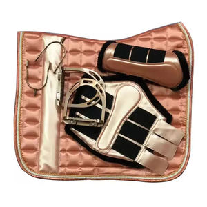 Nouvelle conception de tapis de selle pour cheval avec strass, masque d'oreille et bottes assorties, ensemble personnalisable avec logo et couleur, vente en gros pour l'équitation - Product Image 3