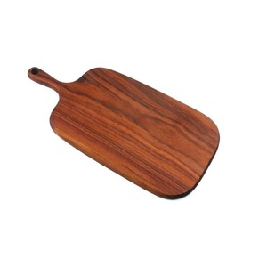 Tabla de cortar de madera natural rústica hecha a mano, tabla de picar sólida, tabla de servir para cocina con asa para preparación y servir alimentos - Product Image 4