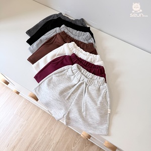 Shorts pour enfants, garçons et filles, vêtements décontractés, shorts souples et extensibles, coupe ample, style coréen, fabriqué au Vietnam, confort toute la journée - Product Image 2