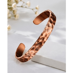 High Quality Pure Copper Hammered Flat Cuff Bracelet Antique Copper Open Bangle Wholesale - Product Image 3