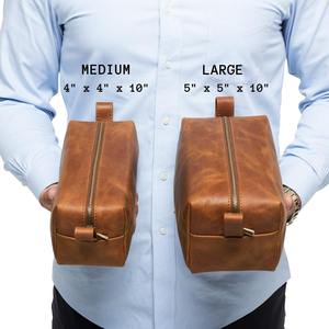 Bolsa de Viaje de Cuero para Cosméticos y Artículos de Aseo, Hecha a Mano con Cuero Vacuno Auténtico, Modelo LTB-0048 - Product Image 5