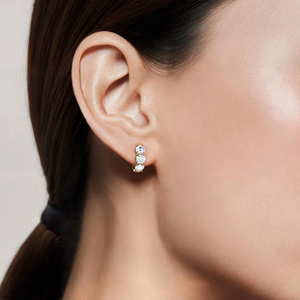 Boucles d'oreilles créoles en or jaune pour femmes, diamants ronds taille brillant, couleur G de laboratoire, style classique, pour usage quotidien - Product Image 2