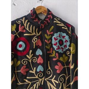 Chaqueta Acolchada de Algodón para Mujer, Negra, Bordada a Mano, Estilo Vintage Floral, Gruesa, Ecológica, de Secado Rápido, con Cuello Mandarín, para Otoño e Invierno - Product Image 2