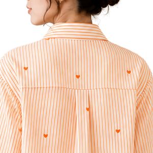 Camisa de mujer a rayas naranja y blanca con botones, blusa de algodón de manga larga con bordado de corazón, corte holgado, estilo casual, top oversize. - Product Image 6