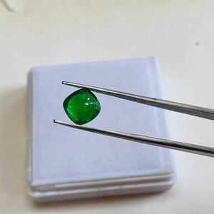 พลอยทซาโวไรต์ทรงคุชชั่น น้ำหนัก 3.29 กะรัต คุณภาพระดับ AAA พร้อมความเงางามระดับ AAA และสีเขียวสดใส ตัดและขัดเงาอย่างสมบูรณ์แบบ - Product Image 6