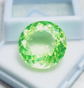 Peridoto natural de corte redondo, piedra preciosa suelta certificada, cristal verde para la fabricación de joyas. - Product Image 3
