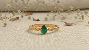 Bague artisanale en or 10 carats avec émeraude taille poire et verre, directement de l'usine, avec bande perlée délicate, bijoux à superposer - Product Image 6