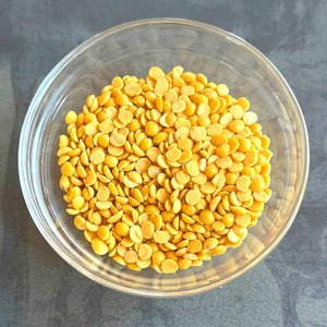 Lentilles jaunes biologiques à base de plantes, sélectionnées pour les fournisseurs de produits alimentaires en vrac, légumineuses séchées de qualité supérieure, conditionnées pour l'exportation en vrac - Product Image 3