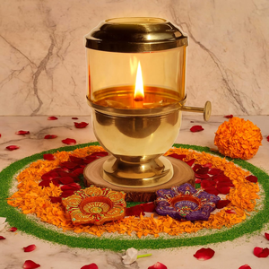 Lampe à huile traditionnelle en laiton pur Akhand Jyoti Diya avec couvercle en verre et contrôle de mèche réglable pour Pooja, temple, maison, Diwali, Navratri - Product Image 4