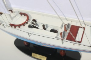 เรือใบไม้ทำมือลายดาวและแถบสีสไตล์อเมริกัน สำหรับตกแต่งบ้านสไตล์ทะเล - Product Image 6