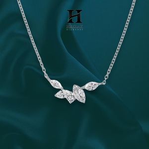 Delicado Collar con Hoja de Diamante Corte Marquesa, Plata de Ley 925, Colgante Floral Minimalista para Mujer, Joyería Fina para Uso Diario - Product Image 4
