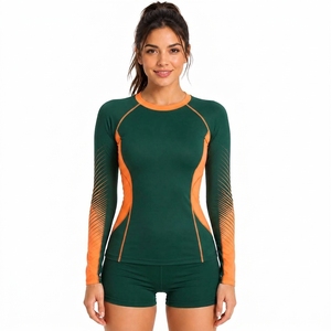 Camiseta de manga larga para mujer con protección anti-UV para surf y actividades acuáticas, camiseta de compresión de manga larga. - Product Image 1