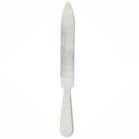 Râpe à pieds professionnelle en acier inoxydable allemand, lime à callosités profilée, lime lissante pour les pieds, manche en plastique noir, lime à pieds