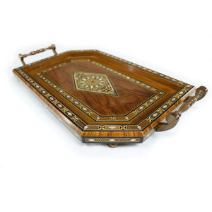 Plateau de service artisanal en bois de manguier avec incrustations métalliques ornées et poignées, accent marocain décoratif, élégant objet de décoration pour la maison, vaisselle de service - Product Image 4