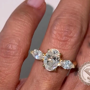 แหวนเพชรทรงรีเพาะเลี้ยงในห้องปฏิบัติการ ได้รับการรับรองจาก Global Gems IGI ตัวเรือนทองคำขาว 14k ชุบโรเดียม หรูหรา น้ำหนัก 3 กรัม สำหรับการหมั้น - Product Image 5