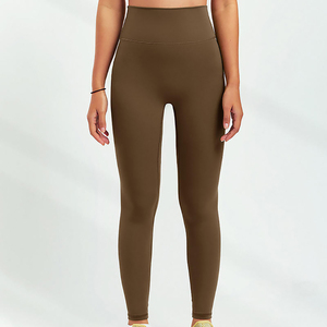 Leggings de yoga pour femmes, taille haute, sans couture, longueur intégrale, couleur noire unie, en spandex et nylon, avec taille élastique - Product Image 6