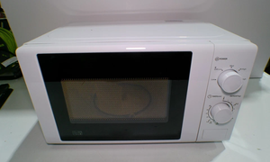 Horno Microondas Manual de 700W y 20L con Temporizador, Color Blanco, Igenix I-G2071 - Product Image 2