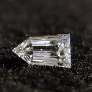 Diamante Cultivado en Laboratorio con Certificación IGI, Forma de Bala, 3 Quilates, HPHT CVD, Sintético, Color E, Corte Bala, Piedra Suelta, Venta al Por Mayor - Product Image 1