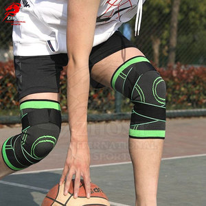 Sangles de genou de haute qualité, support ergonomique, ajustement durable et réglable, tissu respirant pour la performance athlétique et le confort pendant l'entraînement - Product Image 4