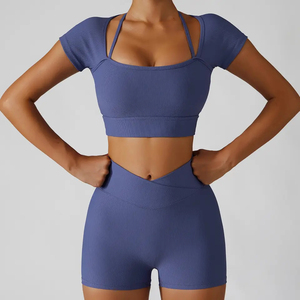 Ensembles de vêtements de sport pour femmes, sans couture, en spandex et polyester, taille haute élastique, pour gym, fitness, yoga, leggings et shorts unis. - Product Image 6