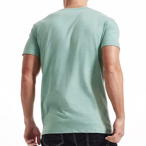 Vêtements de sport à logo personnalisé OEM pour hommes, t-shirts légers à manches courtes, impression de logo personnalisée, vêtements de sport pour hommes - Product Image 2