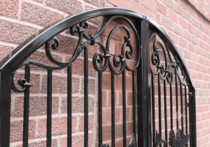 Portail de jardin rond classique en fer galvanisé à chaud avec ornements anges, finition antirouille pour usage extérieur - Product Image 6