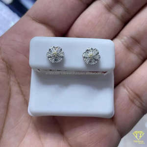 Boucles d'oreilles unisexes de luxe en diamant en grappe fine en forme de fleur cultivées en laboratoire Boucles d'oreilles élégantes en argent sterling classique - Product Image 6