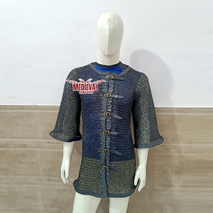 เสื้อเกราะเหล็กกล้าอ่อนยุคกลาง ขนาด 9 มม. แบบวงแหวนติดหมุดแบน แขนครึ่งแขน แต่งหนัง ปิดด้วยหัวเข็มขัด ทำด้วยมือ สีดำ - Product Image 1