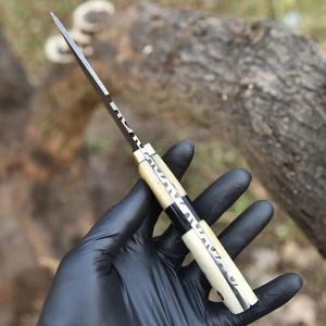 Couteau de chasse artisanal en acier Damas, manche en os et micarta, étui en cuir, couteaux pliants de survie en gros - Product Image 2
