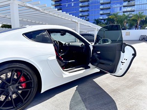 Porsche 718 Cayman GT4 2022 - Product Image 6